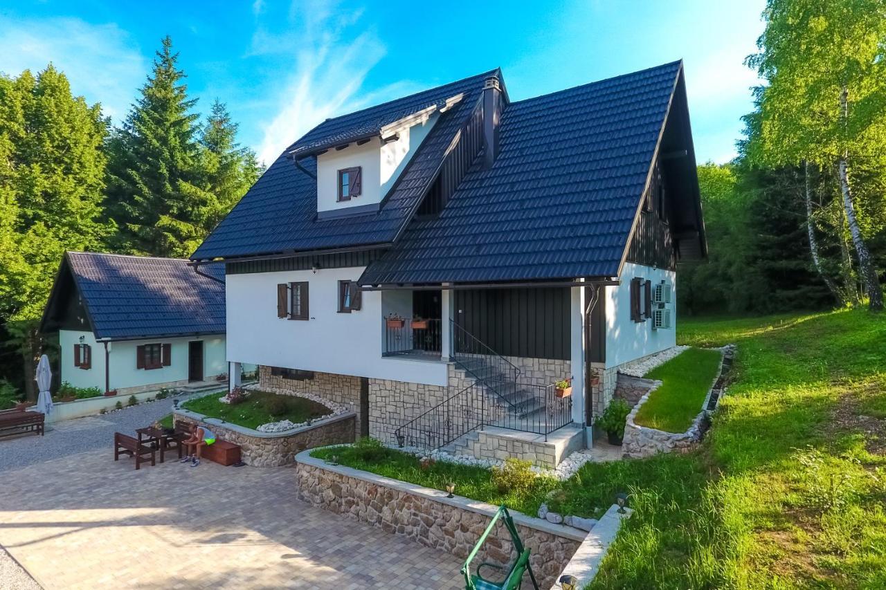 B&B Lady Of The Lake Jezerce Eksteriør bilde