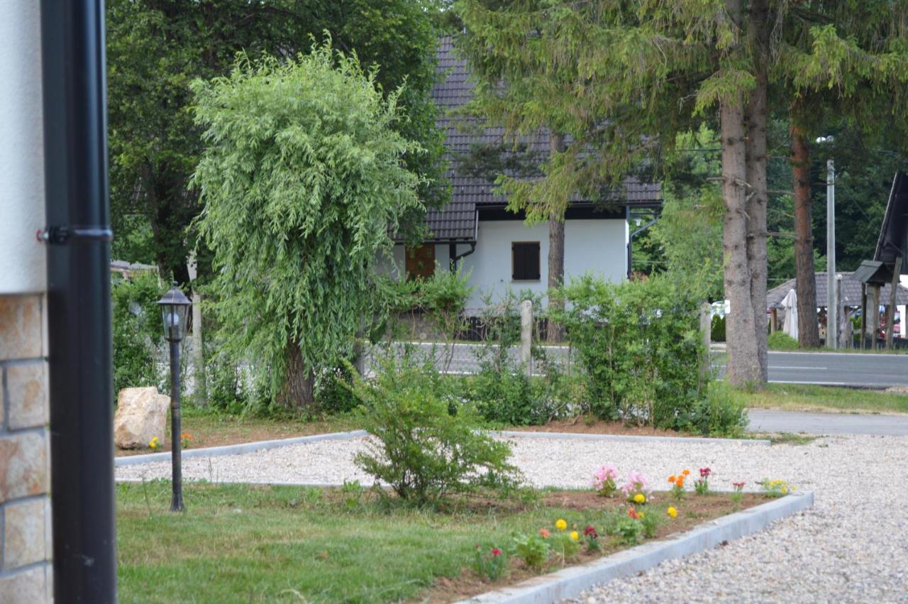B&B Lady Of The Lake Jezerce Eksteriør bilde