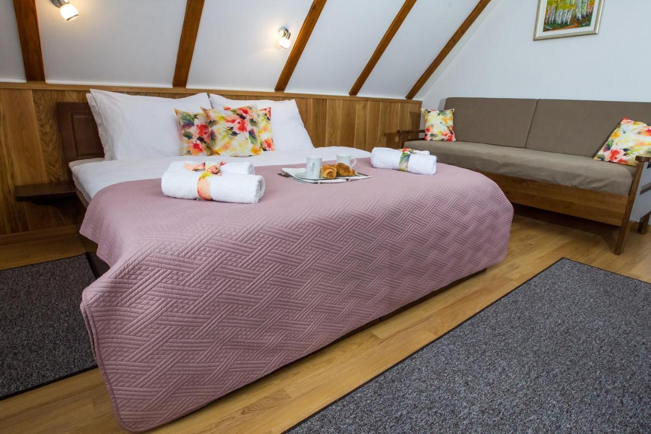 B&B Lady Of The Lake Jezerce Eksteriør bilde