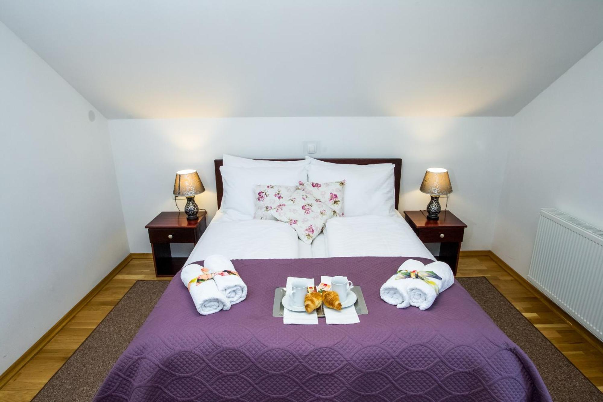 B&B Lady Of The Lake Jezerce Rom bilde