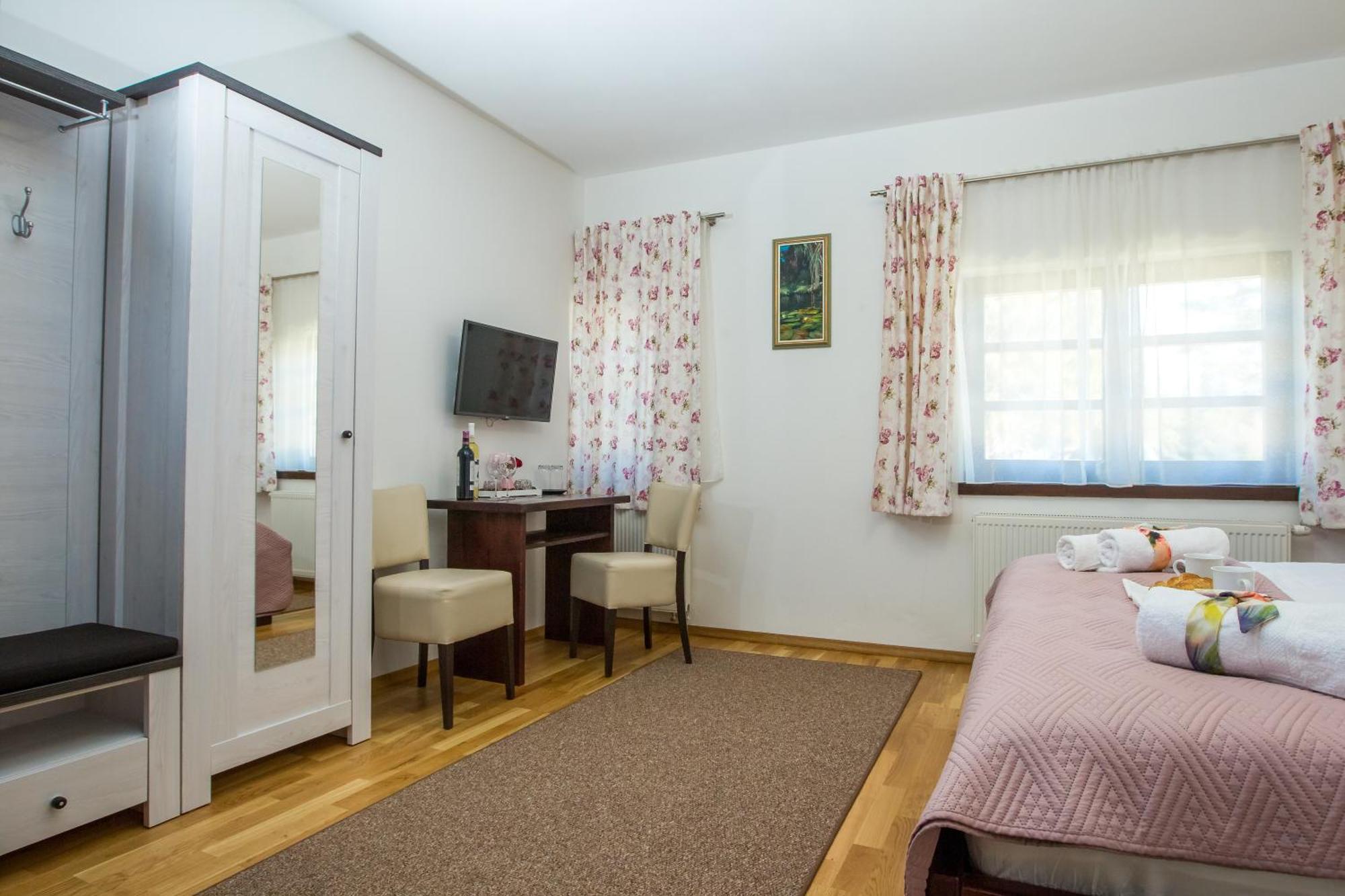 B&B Lady Of The Lake Jezerce Rom bilde